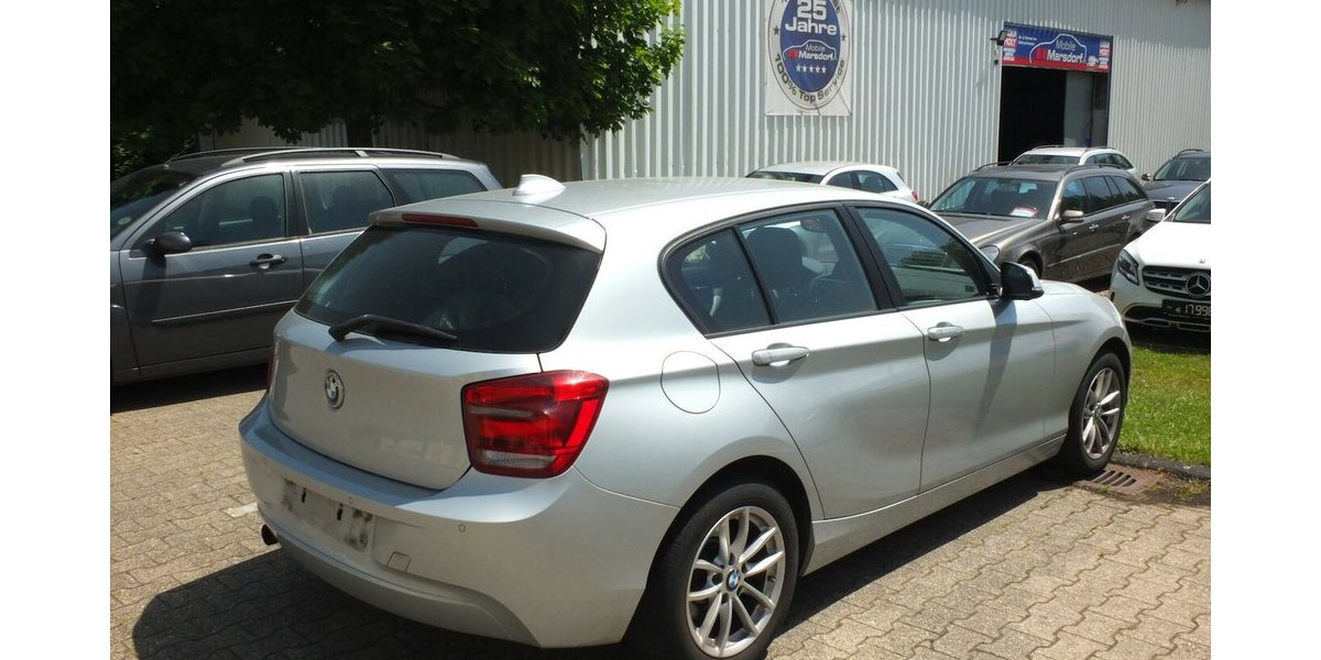 BMW 116i NAVI KLIMAAUTOMATIK PDC BLUETOOTH 98.966 km 10.904 &euro; Köln 50858