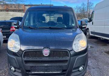 Fiat Doblo 175.800 km 3.999 &euro; Köln 51109