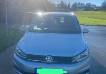 VW Touran 145.420 km 9.500 &euro; Königswinter 53639