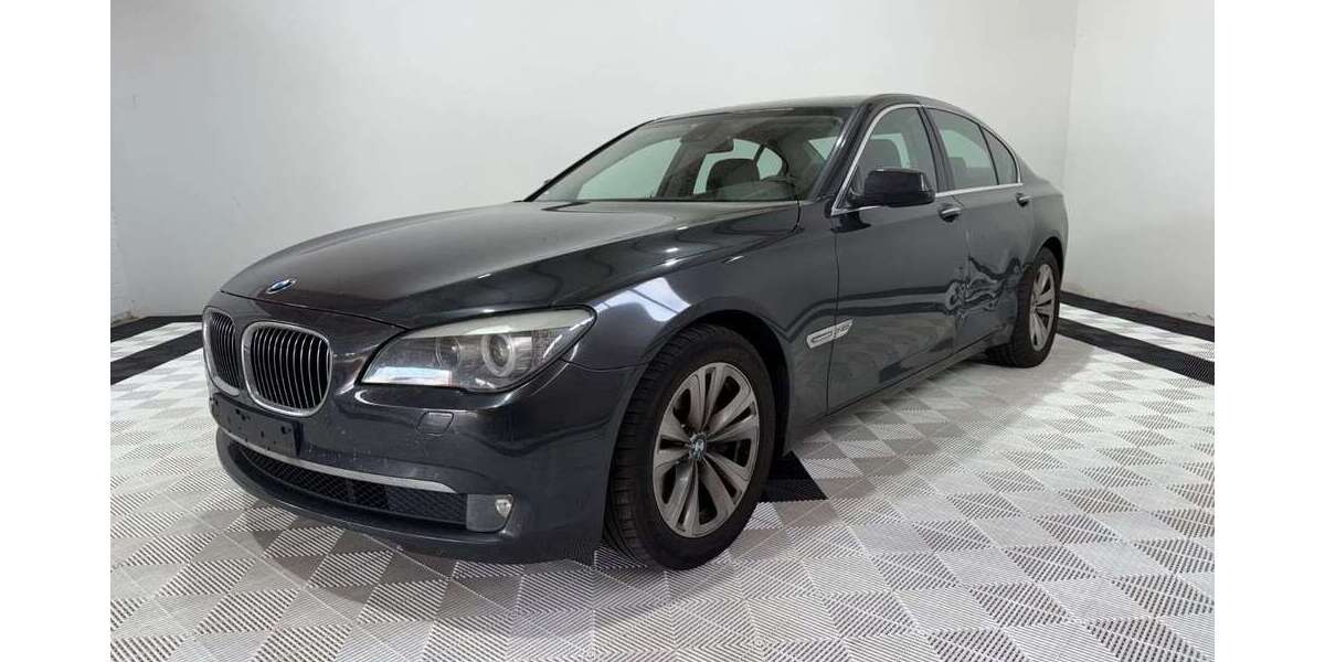 BMW 740 186.855 km 10.999 &euro; Bonn 53129