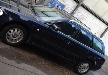 Audi A4 46.000 km 15.900 &euro; Köln 50939