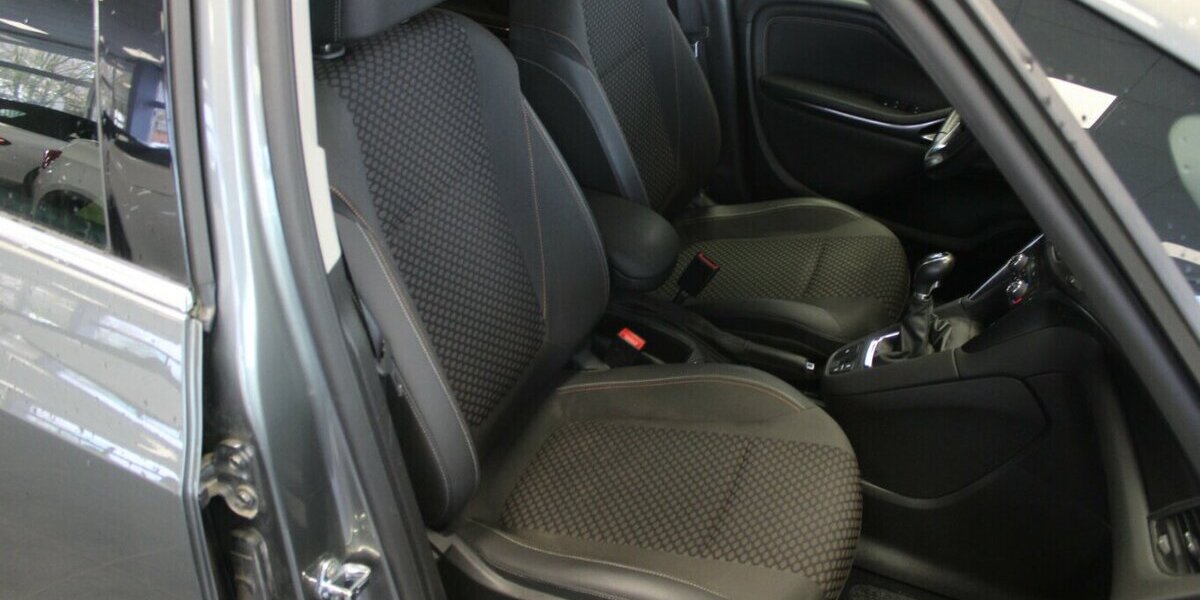 Opel Zafira 1.6 CNG Turbo - 8-Fach - 103.635 km 9.980 &euro; Euskirchen 53881