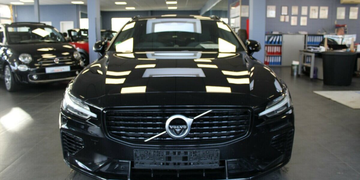 Volvo V60 T6 AWD Recharge Geartronic RDesign 97.900 km 25.980 &euro; Euskirchen 53881