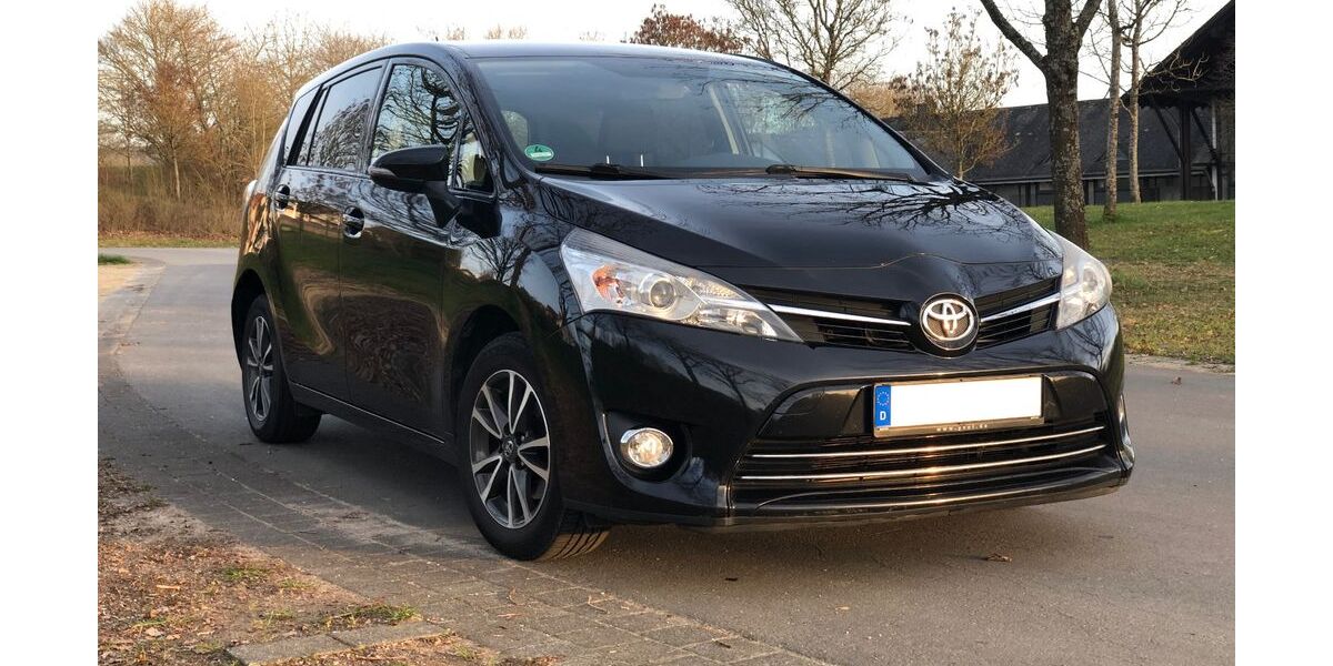 Toyota Verso 109.000 km 9.700 &euro; Meckenheim 53340