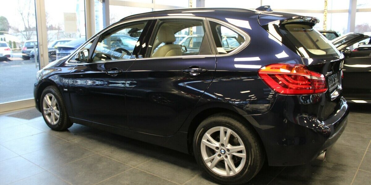 BMW 220 Active Tourer xDrive Aut. Luxury Line 83.700 km 16.980 &euro; Euskirchen 53881