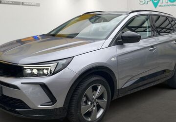 Opel Grandland (X) 11.313 km 27.490 &euro; Rheinbach 53359