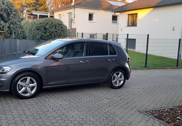 VW Golf 82.333 km 16.500 &euro; Neunkirchen 53819