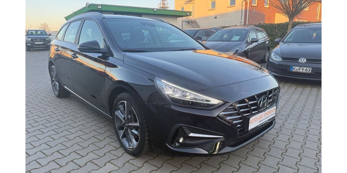 Hyundai i30 45.000 km 15.900 &euro; Rheinbach 53359