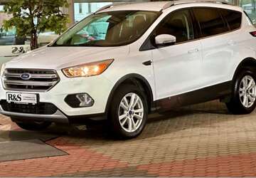 Ford Kuga 121.569 km 10.500 &euro; Köln 50769