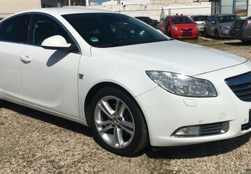 Opel Insignia 308.000 km 2.799 &euro; Bonn 53227
