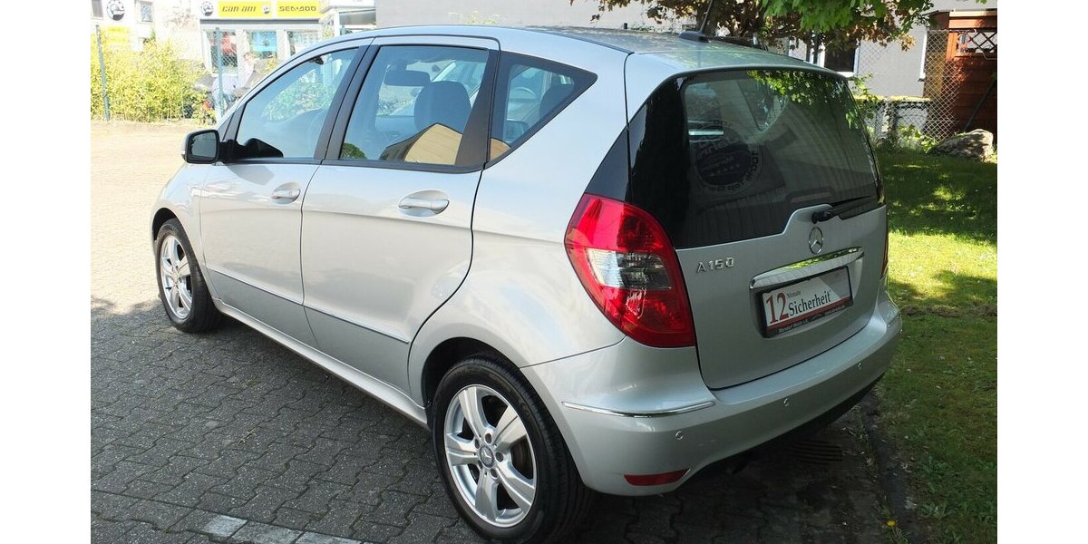 Mercedes-Benz A 150 AUTOTRONIC NAVI TEMPOMAT KLIMAANLAGE 98.516 km 7.804 &euro; Köln 50858