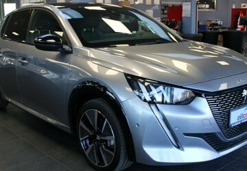 Peugeot e-208 GT 40.865 km 16.980 &euro; Euskirchen 53881