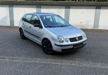 VW Polo 97.500 km 2.150 &euro; Bonn 53117