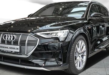 Audi e-tron 13.900 km 34.980 &euro; Köln 50739