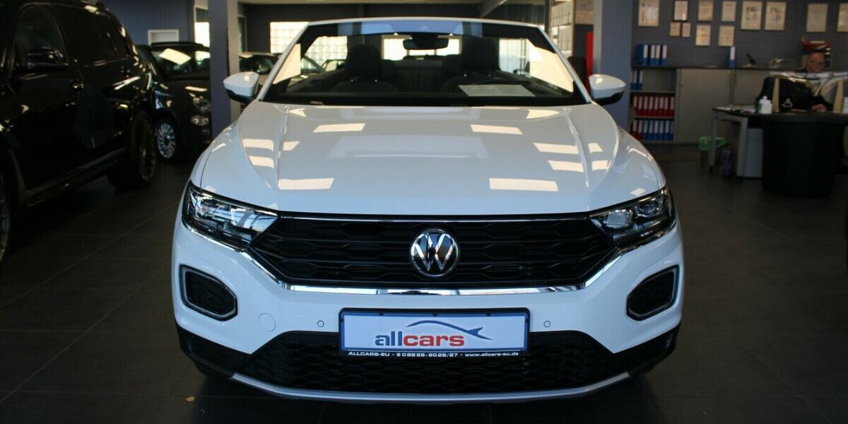 VW T-Roc Cabriolet 1.0 TSI OPF ACTIVE 19.610 km 21.980 &euro; Euskirchen 53881