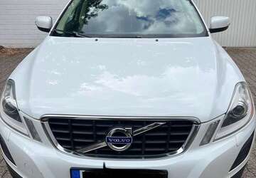 Volvo XC60 208.000 km 11.800 &euro; Euskirchen 53879