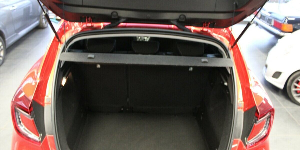 Renault Captur TCeMild Hybrid 140 GPF EQUILIBRE 11.336 km 16.980 &euro; Euskirchen 53881