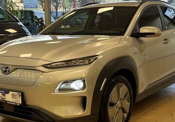 Hyundai KONA 33.634 km 18.000 &euro; Hennef 53773