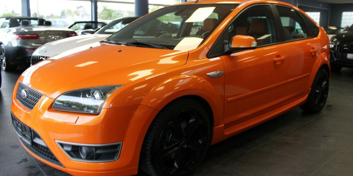 Ford Focus 2.5 MK2 ST - Recaro - SHZ -Navi - 96.133 km 11.980 &euro; Euskirchen 53881