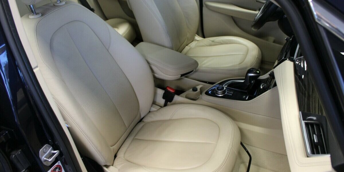 BMW 220 Active Tourer xDrive Aut. Luxury Line 83.700 km 16.980 &euro; Euskirchen 53881