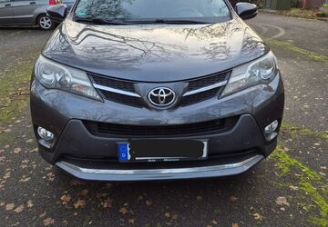 Toyota RAV 4 184.800 km 14.300 &euro; Köln 51107
