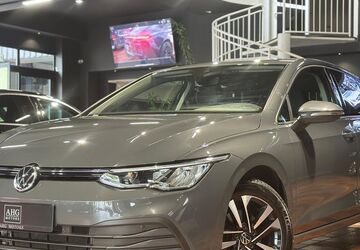 VW Golf 124.269 km 14.950 &euro; Bonn 53177