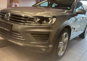 VW Touareg 127.037 km 23.650 &euro; Ahrweiler 53474