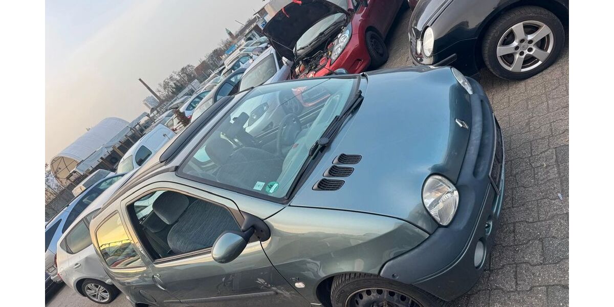 Renault Twingo 160.000 km 2.700 &euro; Bonn 53227