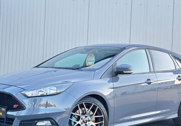 Ford Focus 126.000 km 11.989 &euro; Erftstadt bei Köln 50374