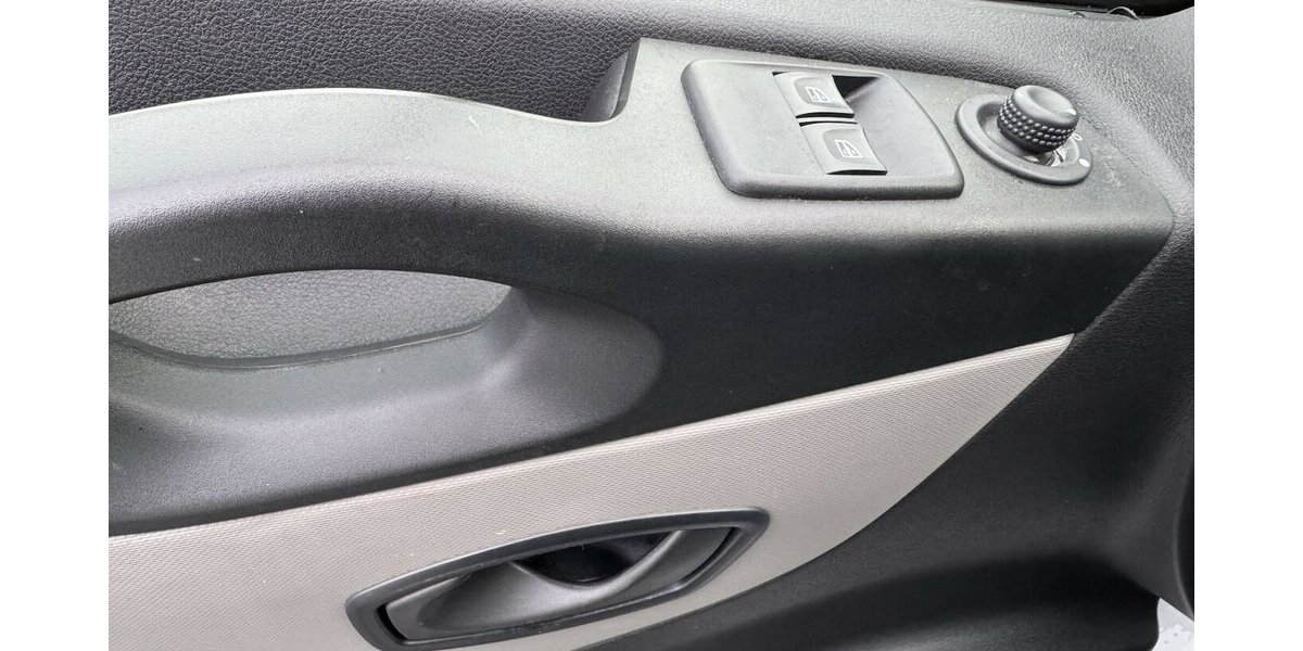 Renault Trafic L2H1 N1 Sth Regale/Schraubst EU6 GARANTIE 55.000 km 19.000 &euro; Erftstadt 50374