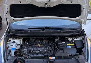 Kia Carens 195.000 km 6.500 &euro; Bonn 53179