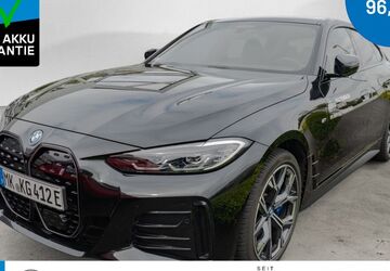 BMW i4 22.249 km 54.890 &euro; Overath-Vilkerath 51491