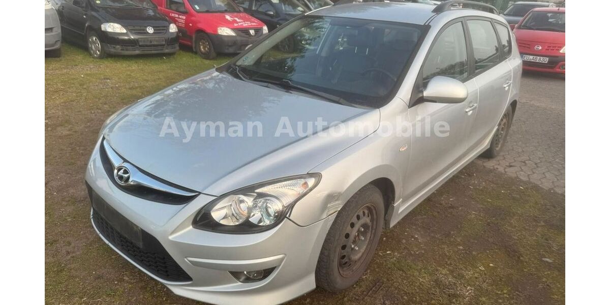 Hyundai i30 223.098 km 1.999 &euro; Euskirchen 53879