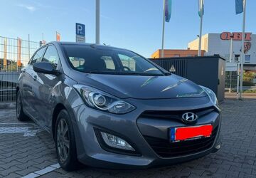 Hyundai i30 112.250 km 6.390 &euro; Rösrath 51503