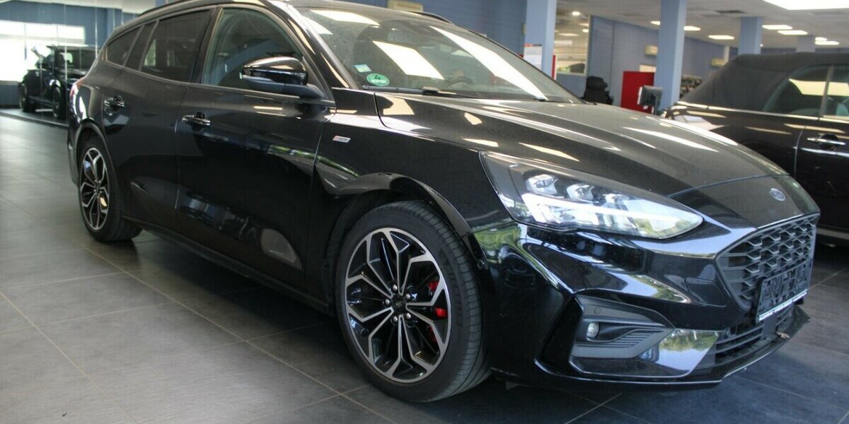 Ford Focus Turnier 1.5 EcoBlue St-Line X 155.940 km 12.980 &euro; Euskirchen 53881