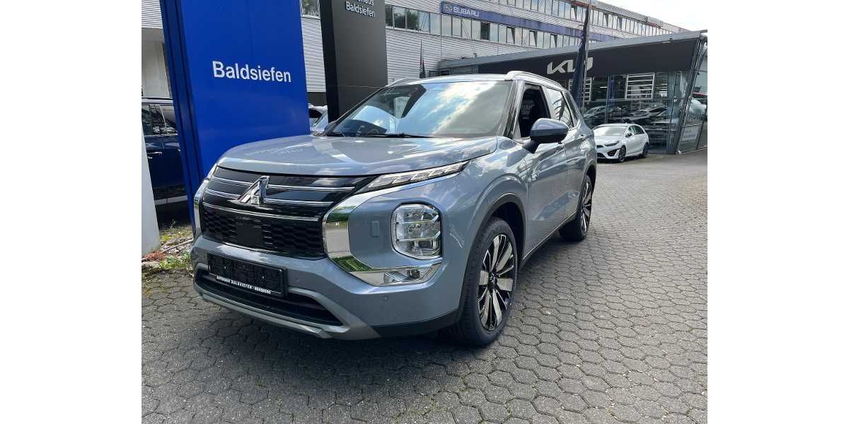 Mitsubishi Outlander 4.900 km 45.290 &euro; Bergisch Gladbach 51427