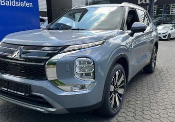 Mitsubishi Outlander 4.900 km 47.970 &euro; Bergisch Gladbach 51427