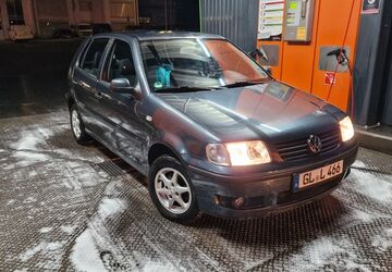 VW Polo 78.235 km 1.250 &euro; Bergisch Gladbach 51469