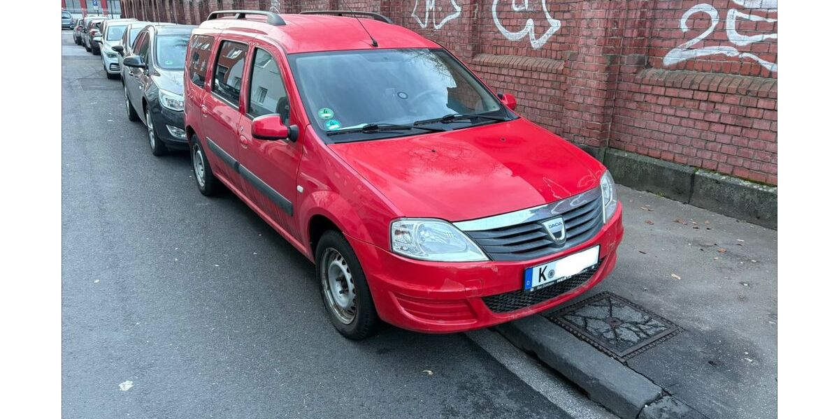 Dacia Logan 89.500 km 4.800 &euro; Köln 50677