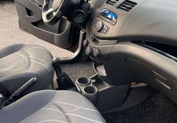 Chevrolet Spark 90.126 km 3.000 &euro; bergisch gladbach 51469