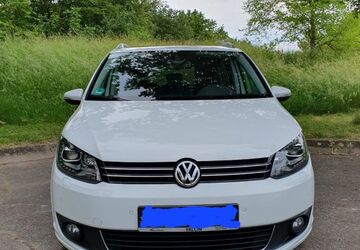 VW Touran 242.000 km 9.350 &euro; Bonn 53111