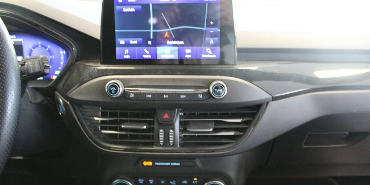 Ford Focus Turnier 1.5 EcoBlue St-Line X 155.940 km 12.980 &euro; Euskirchen 53881