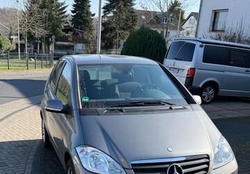 Mercedes-Benz A 180 47.600 km 10.700 &euro; Bonn 53125