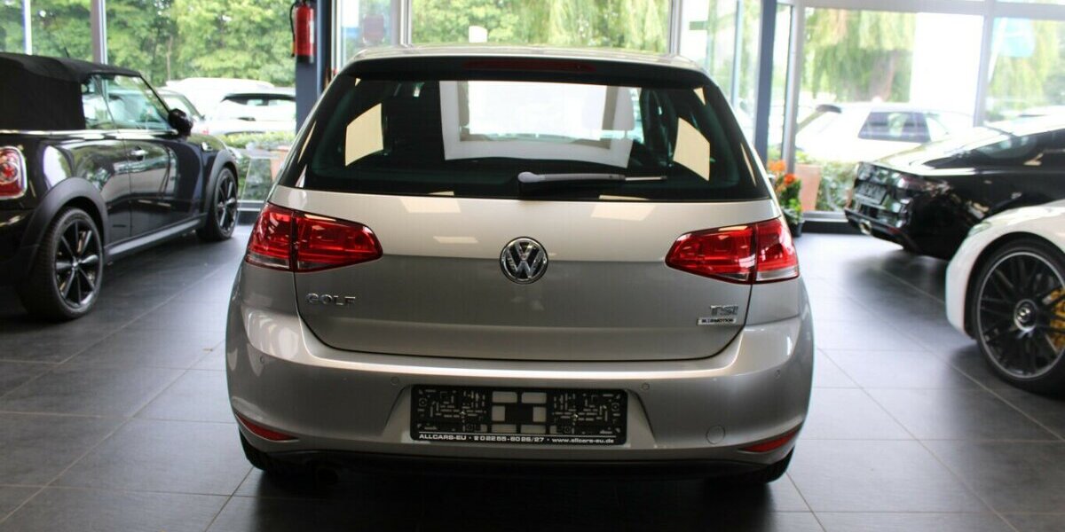 VW Golf 1.2 TSI BlueMotion Lounge 95.780 km 10.780 &euro; Euskirchen 53881