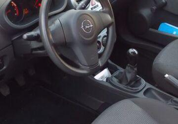 Opel Corsa 61.523 km 5.000 &euro; Köln 51109