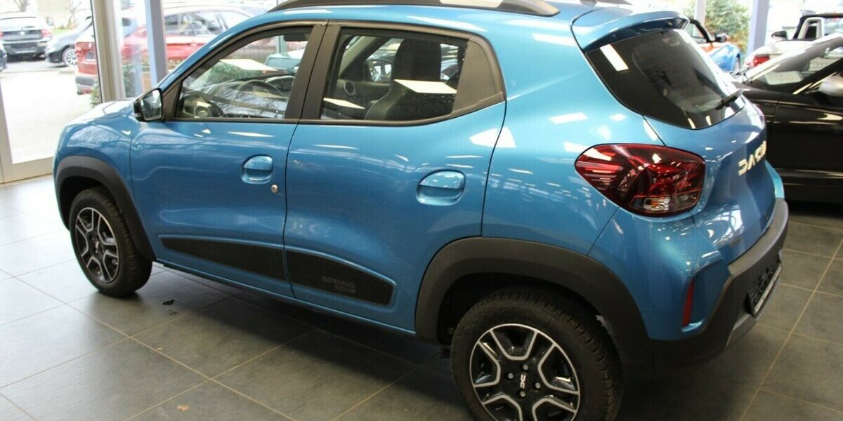 Dacia Spring Electric Essential 16.840 km 9.980 &euro; Euskirchen 53881