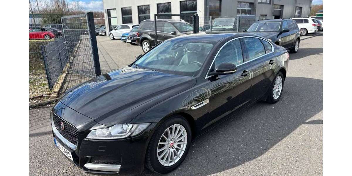 Jaguar XF 136.000 km 12.500 &euro; Troisdorf 53842
