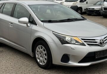 Toyota Avensis 97.330 km 9.850 &euro; Bornheim 53332