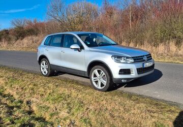 VW Touareg 109.600 km 18.999 &euro; Königswinter 53639