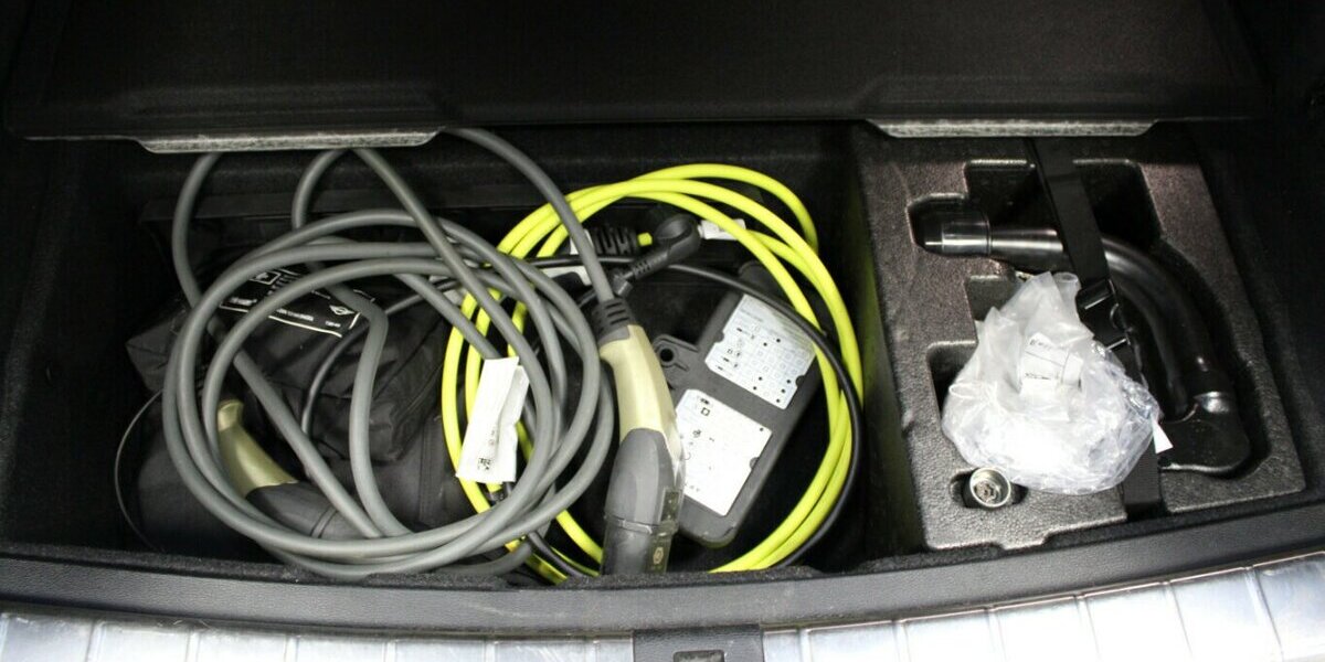 BMW X1 xDrive25e - M Sport - Leder - Panorama - 77.330 km 27.980 &euro; Euskirchen 53881